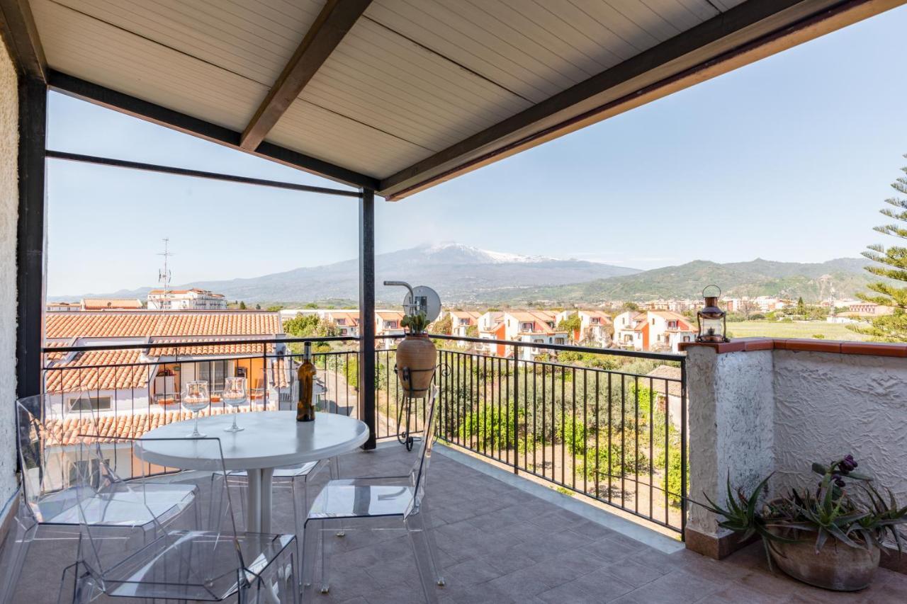 Giardini Naxos Apartment With Terrace Near The Sea Екстериор снимка